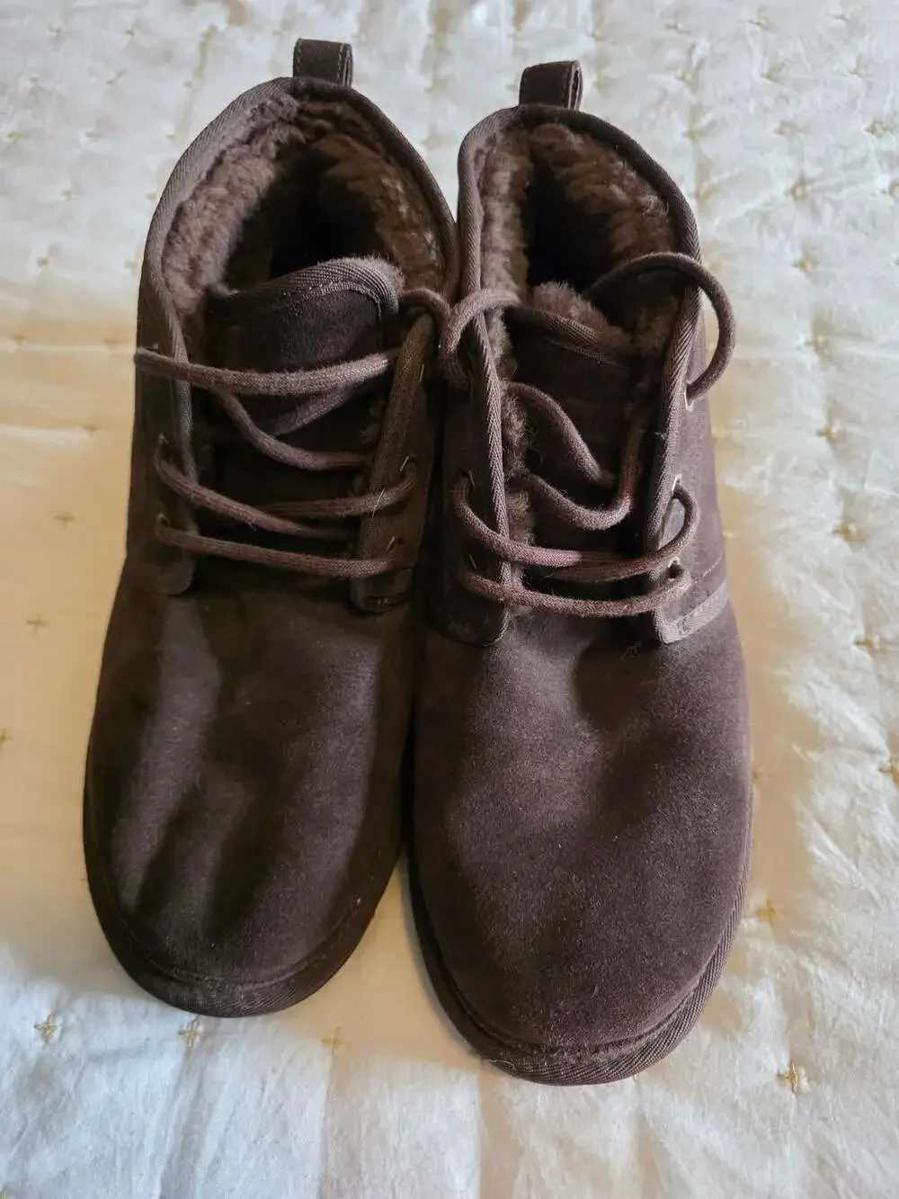 UGG Men's Neumel Chukka Boots in Espresso Suede